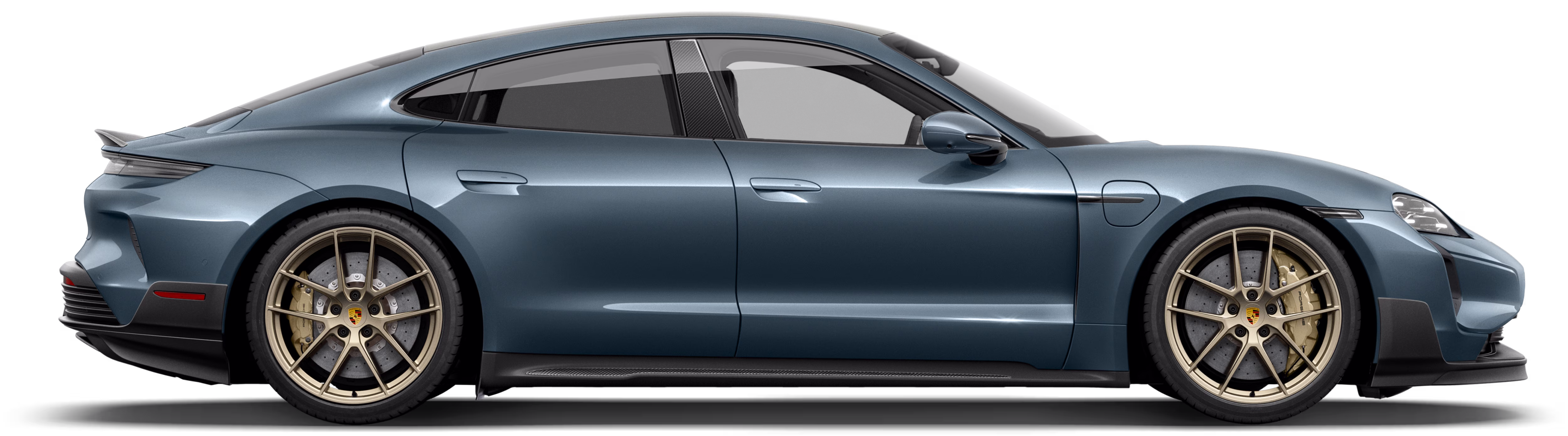 Πλάγια λήψη μιας Porsche Taycan Turbo GT.