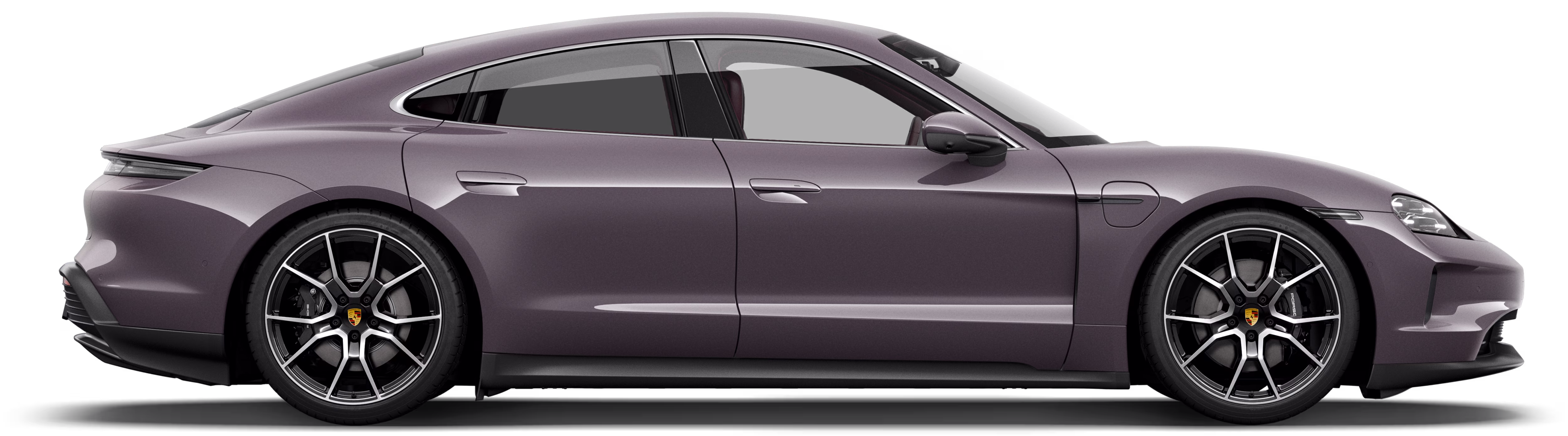 Vue latérale d’une Porsche Taycan 4S.